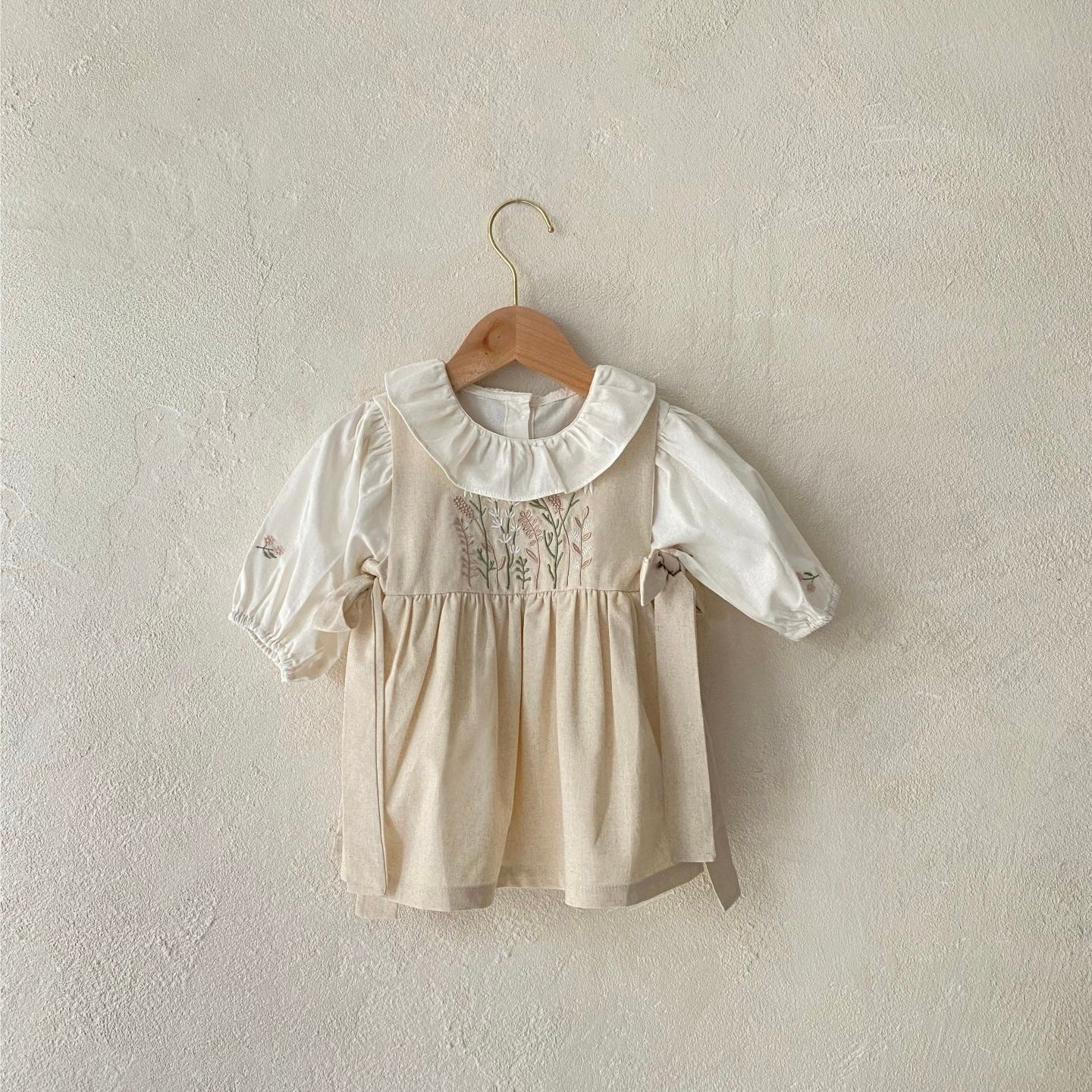 サイドリボンエプロンワンピース