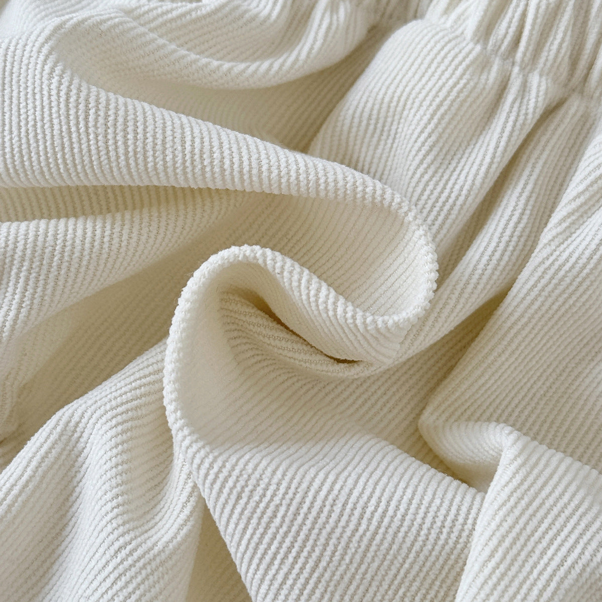 デイジーレース刺繍オーバーオール