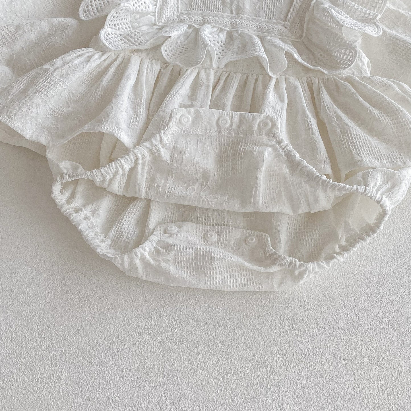 🅽🅴🆆 フラワーレースコットンロンパース