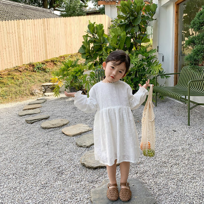 ホワイト刺繍長袖ワンピース