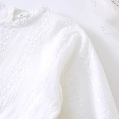 ホワイト刺繍長袖ワンピース