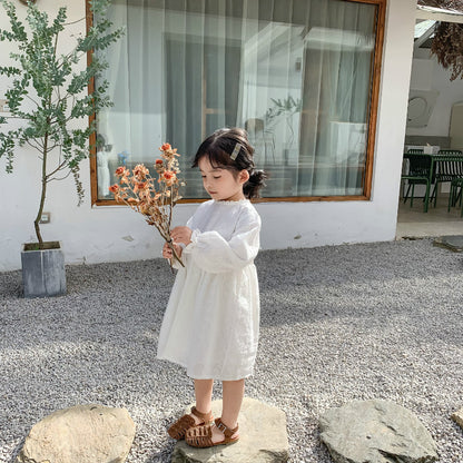 ホワイト刺繍長袖ワンピース