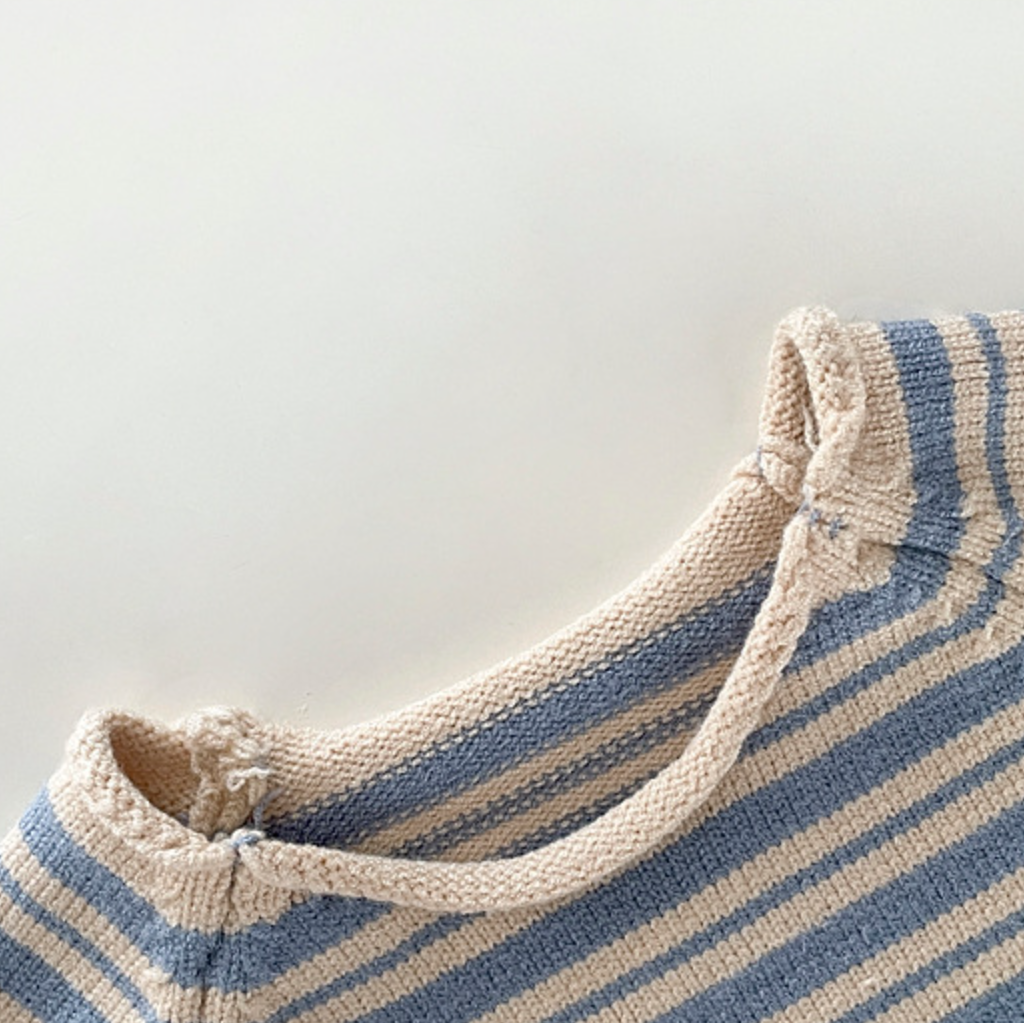 こっくりブルーニットボーダーロンパース