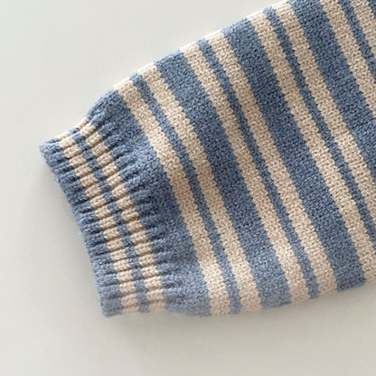 こっくりブルーニットボーダーロンパース