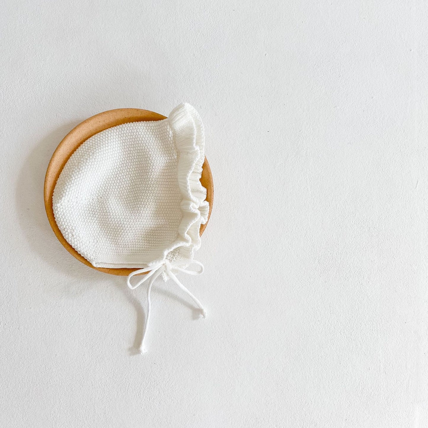 ベビーホワイトニットボンネット