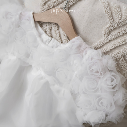 ホワイトローズチュール切り替えワンピース