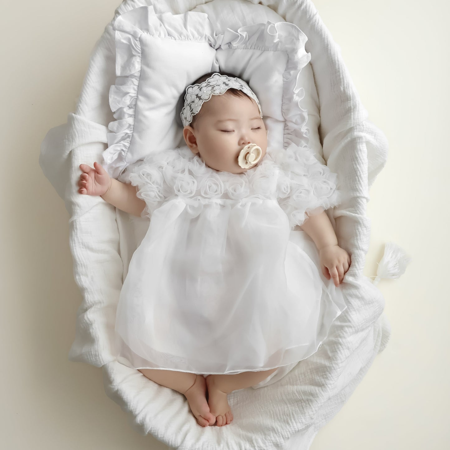 ホワイトローズチュール切り替えワンピース