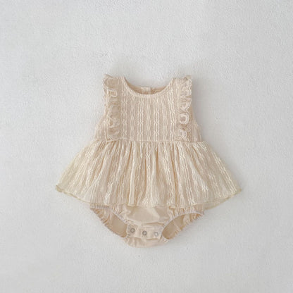 ナチュラル刺繍フリルサマーロンパース