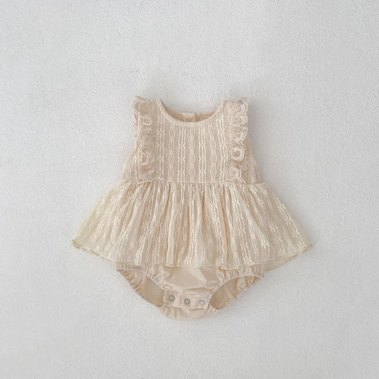 ナチュラル刺繍フリルサマーロンパース
