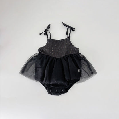 ナチュラルフローラルキャミロンパース