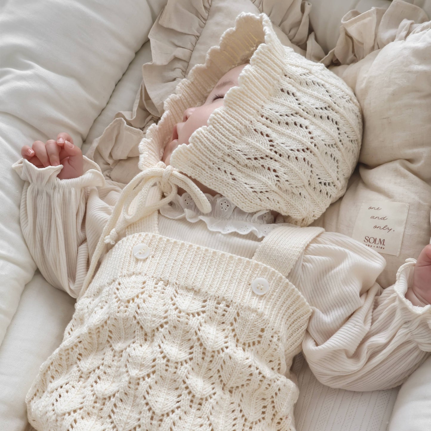 透かし編みニットサロペ&ボンネット(2color)