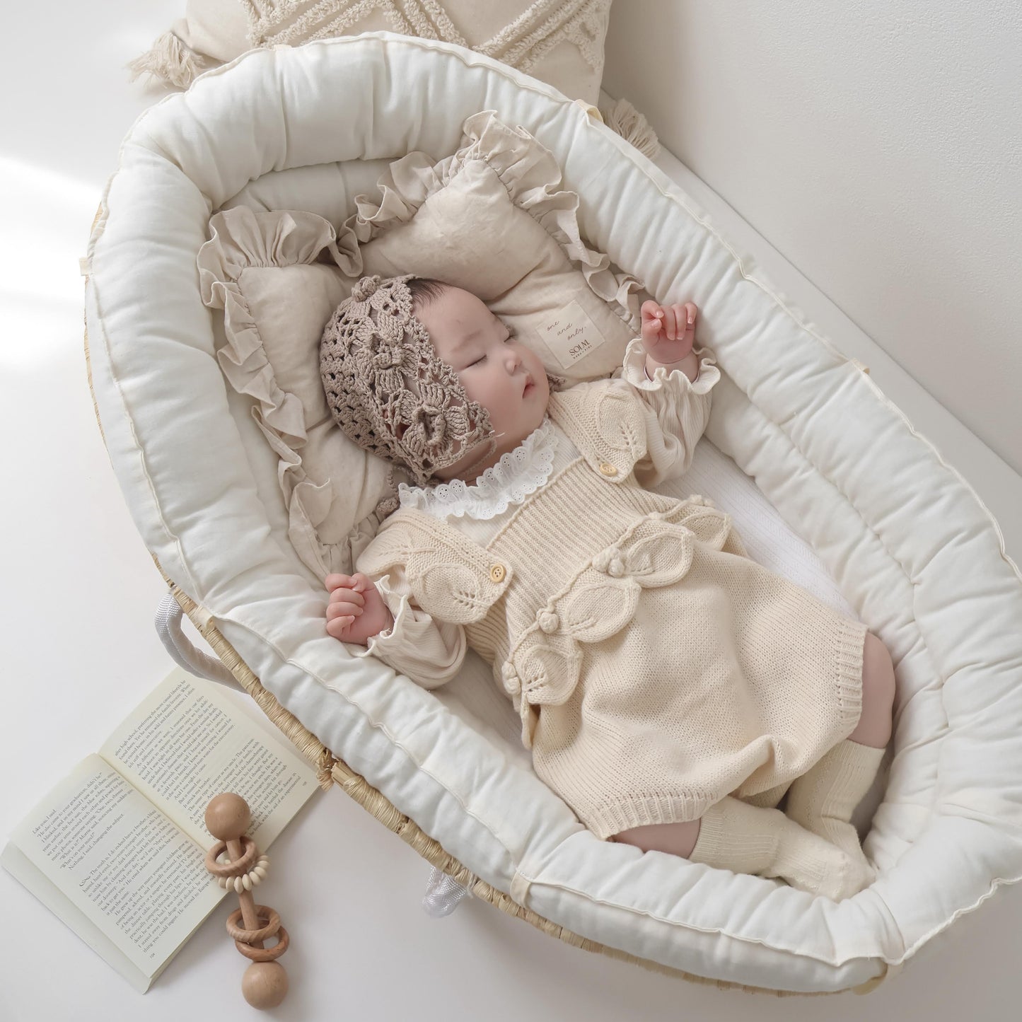 花の実ニットサロペットロンパース