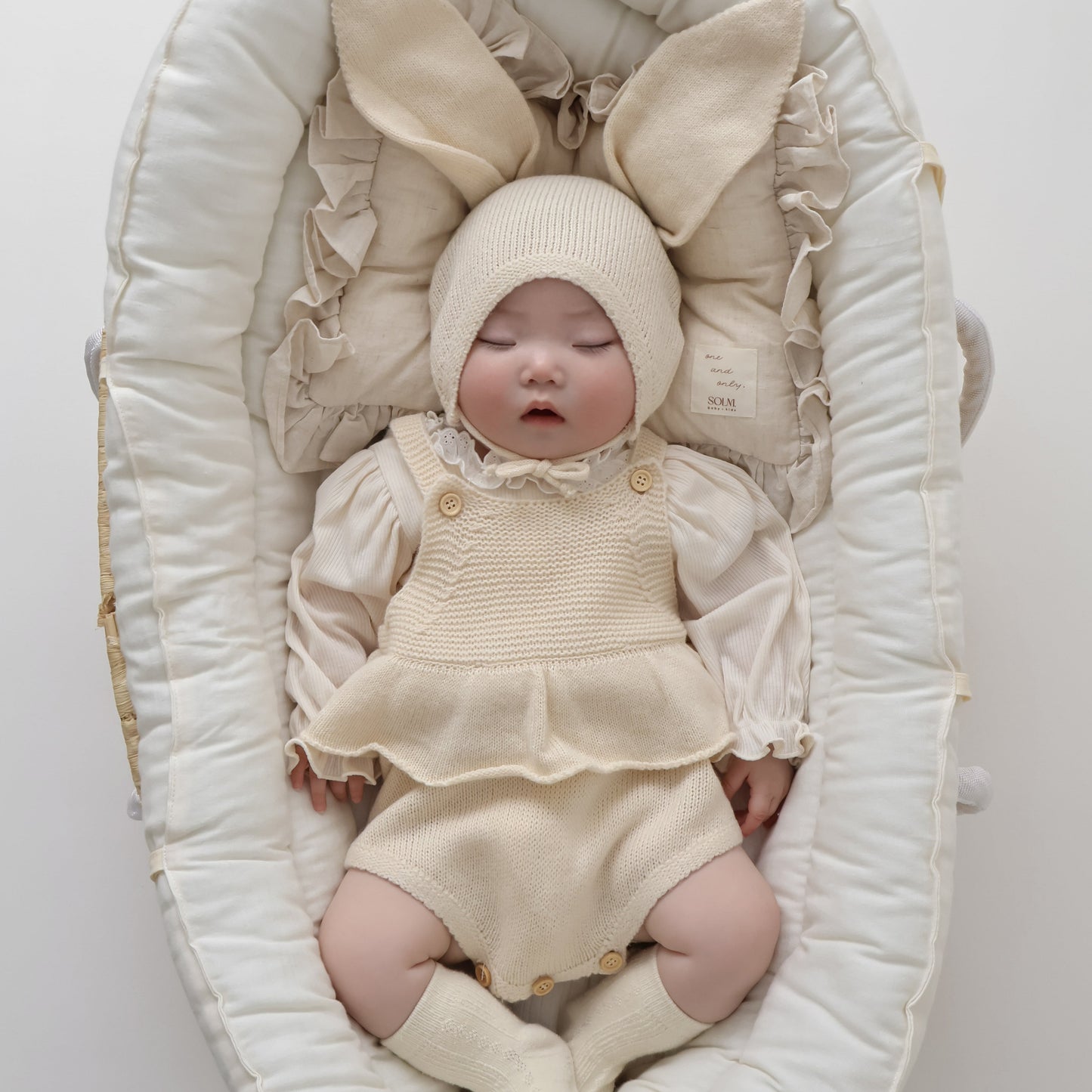 フリルラビットニットセットアップ