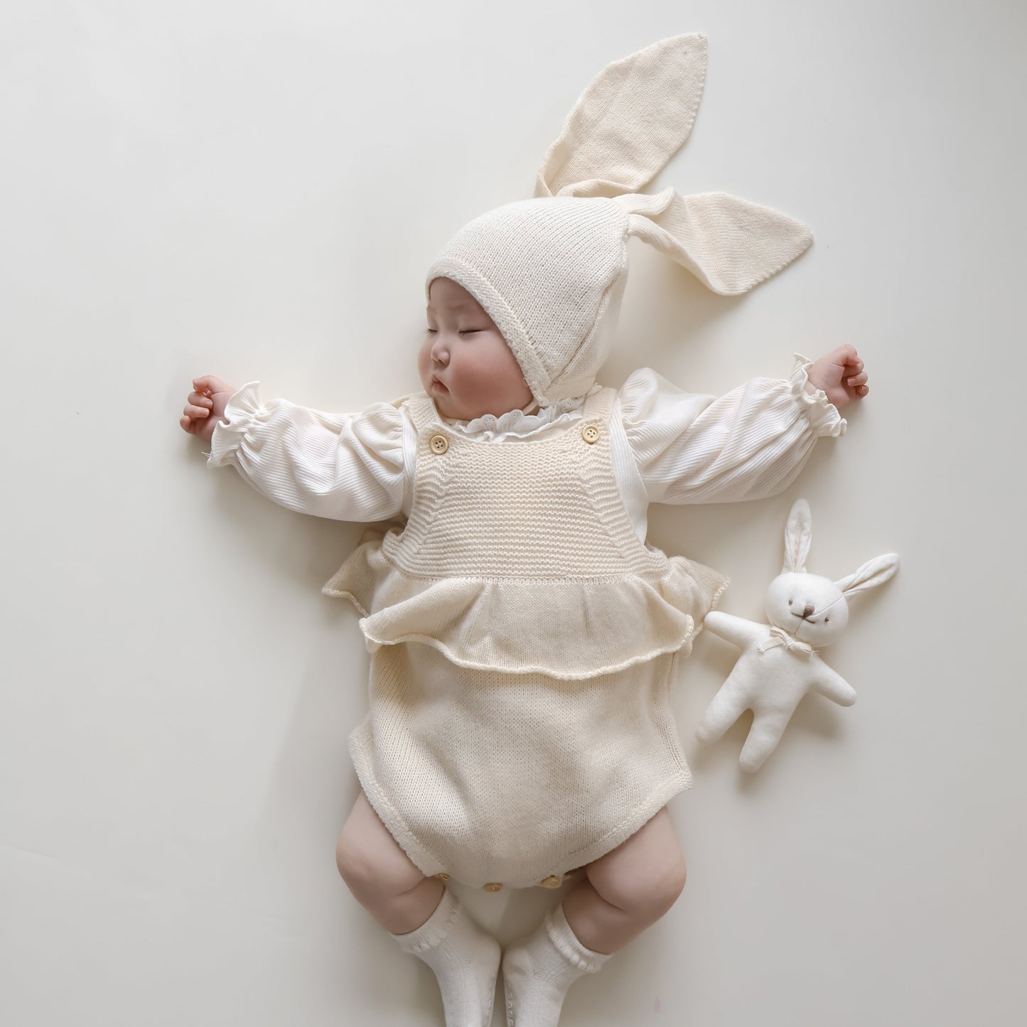 フリルラビットニットセットアップ