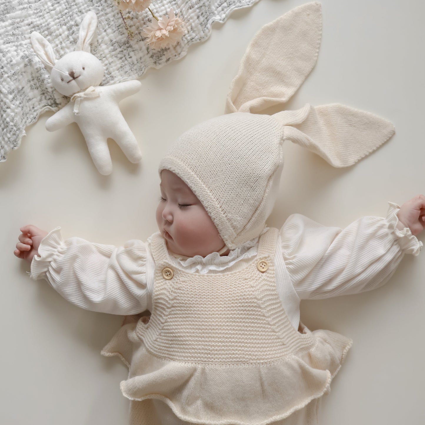 フリルラビットニットセットアップ