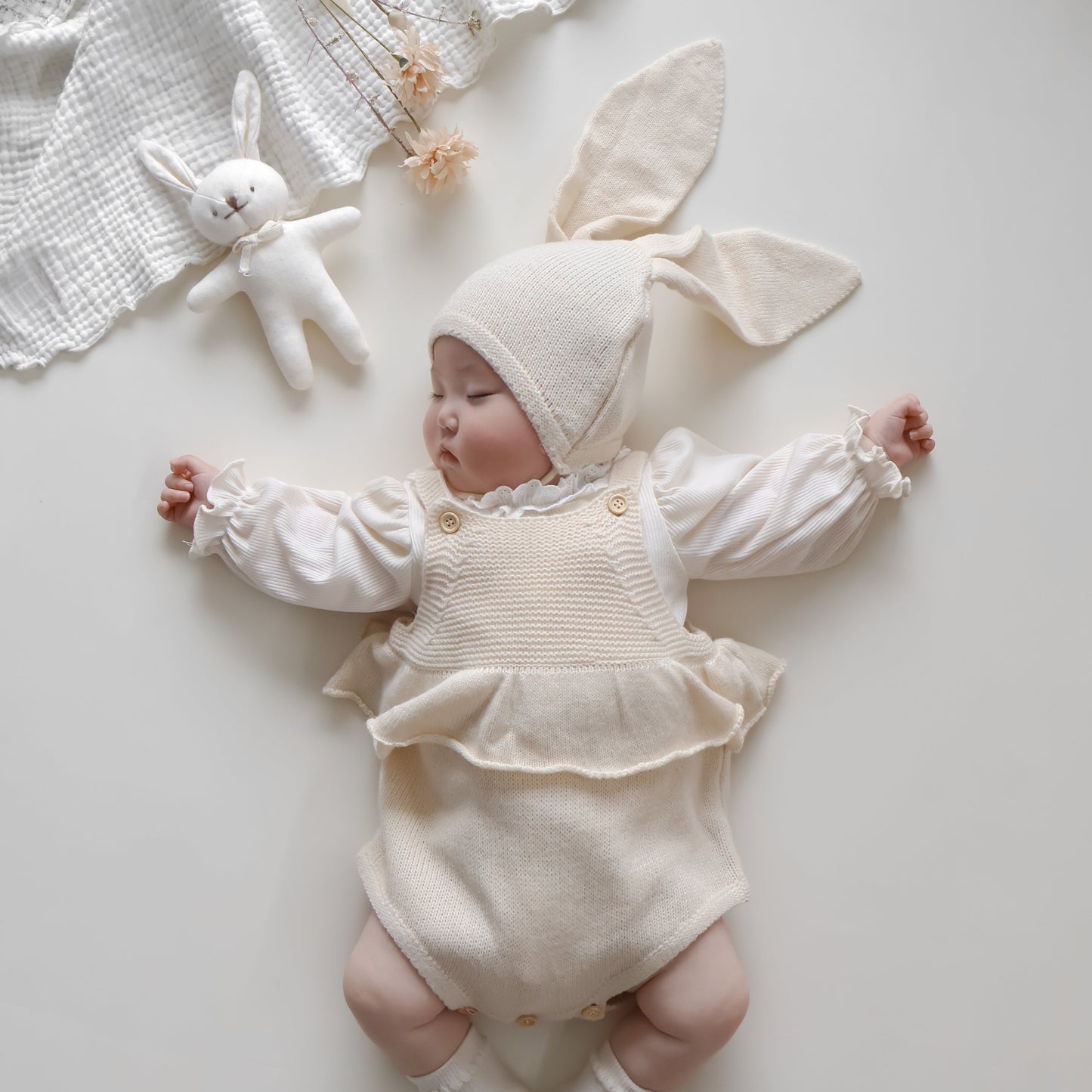 フリルラビットニットセットアップ