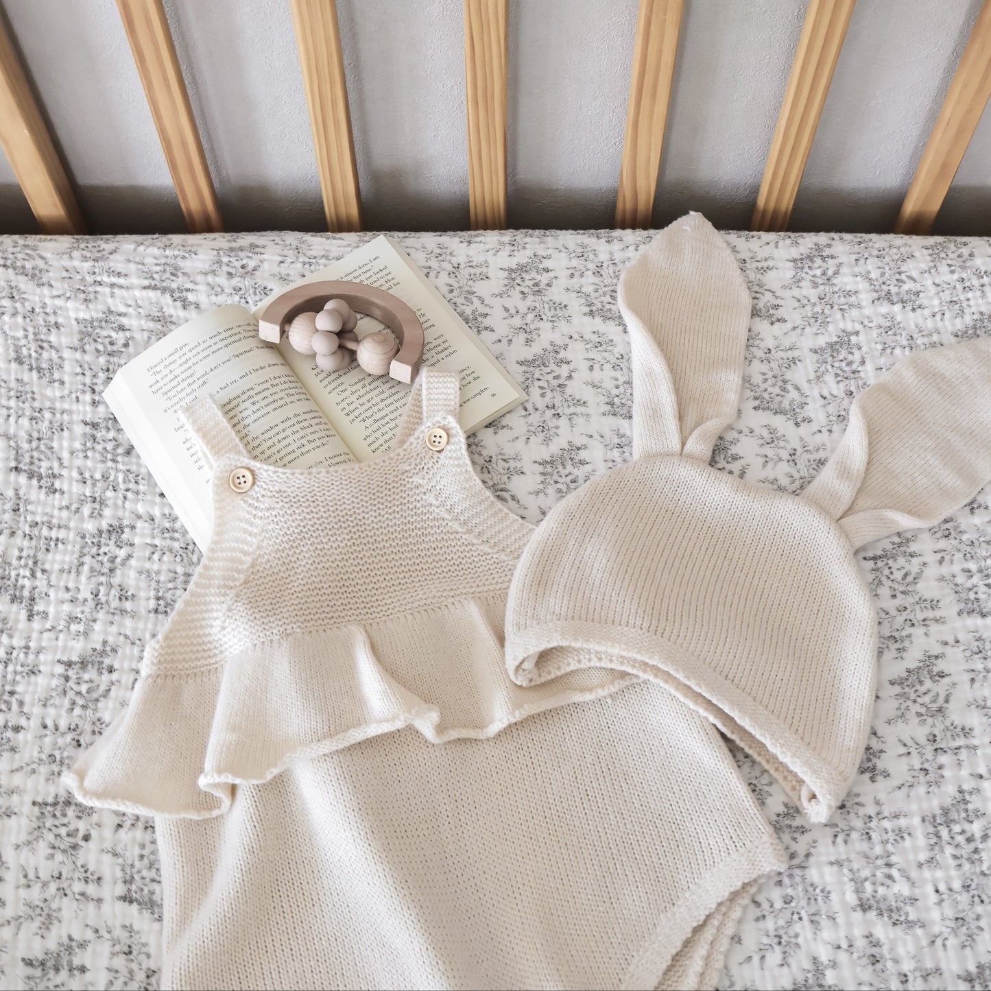 フリルラビットニットセットアップ