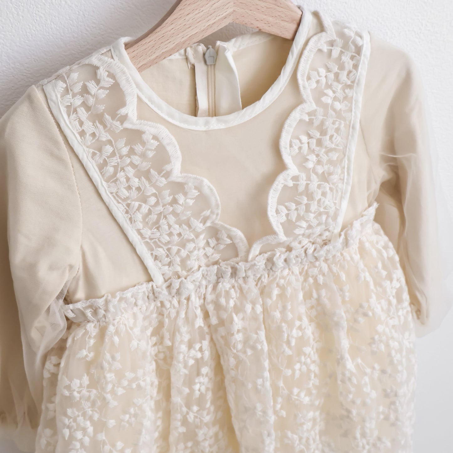 フリルレースチュールワンピース