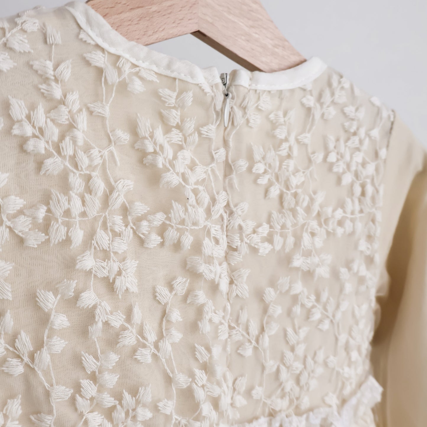 フリルレースチュールワンピース