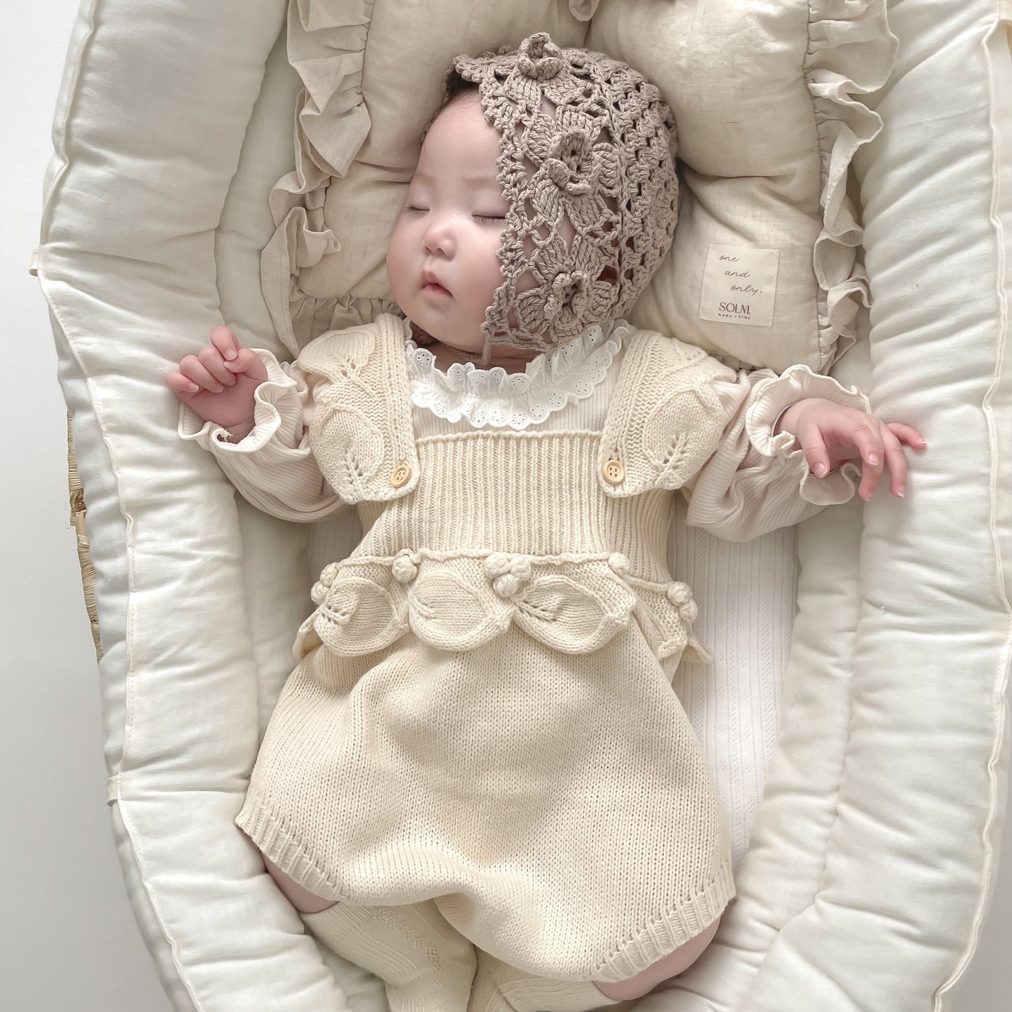 花の実ニットサロペットロンパース