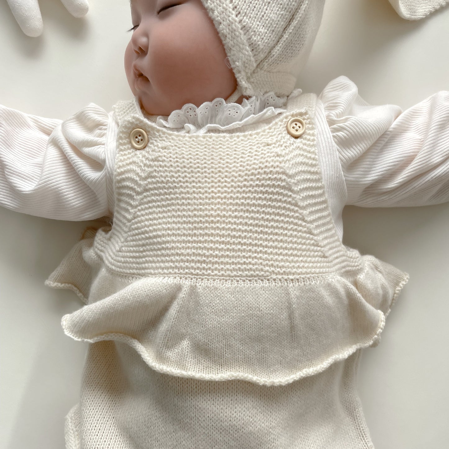 フリルラビットニットセットアップ