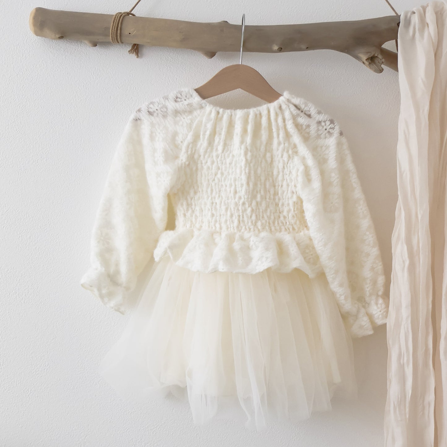 シャーリングダブルフリルドレス