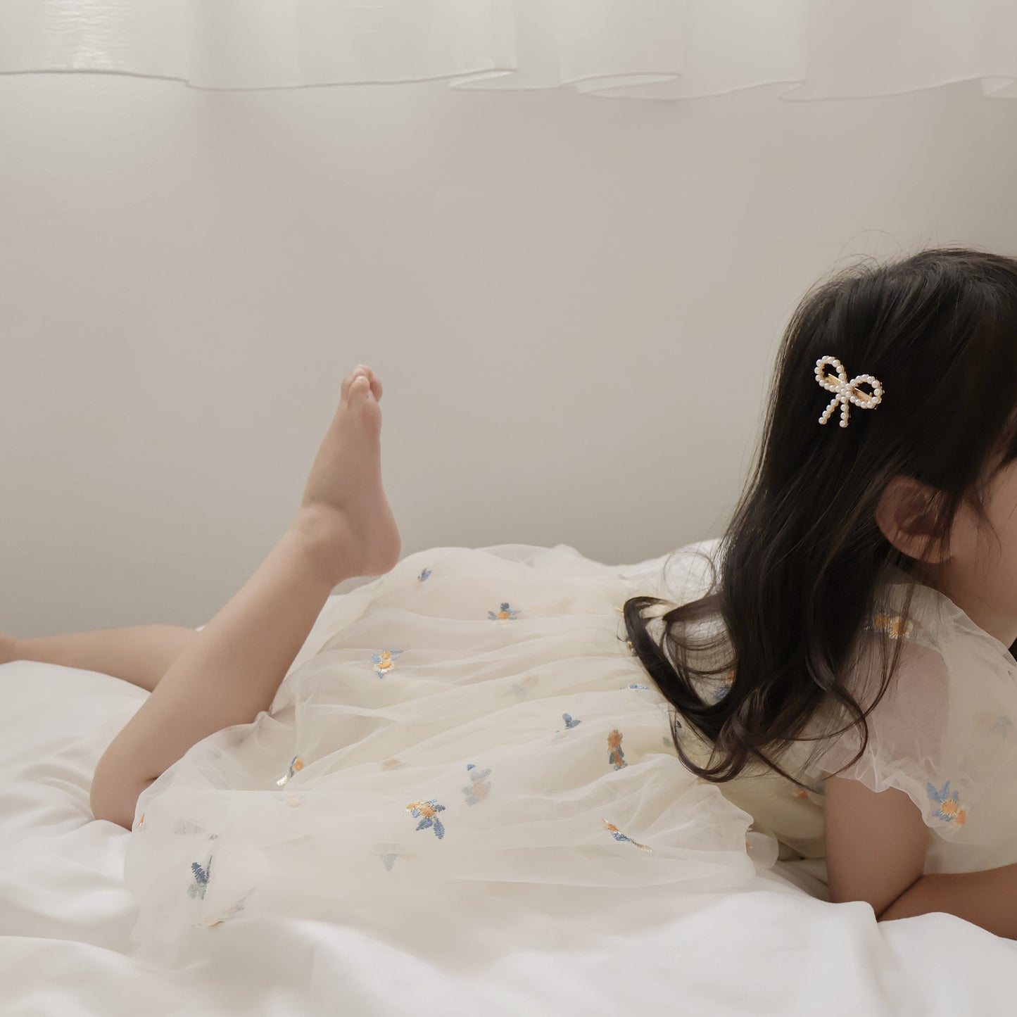 イエロー刺繍お花チュールドレス