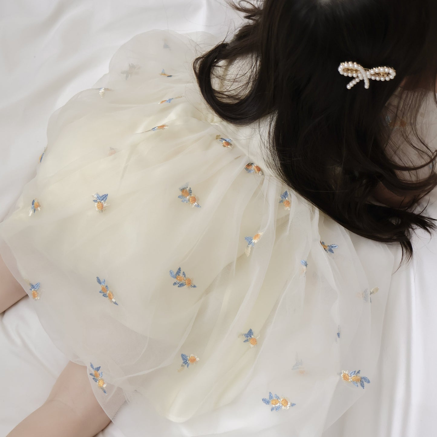 イエロー刺繍お花チュールドレス