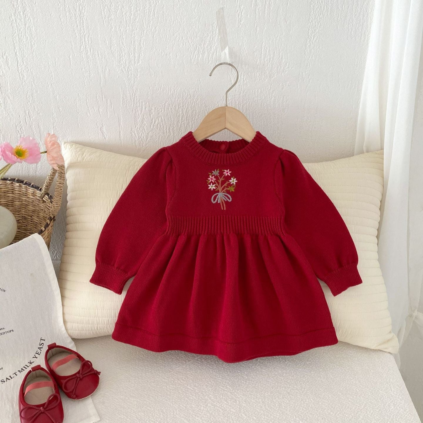 ブーケ刺繍ニットワンピース(2color)