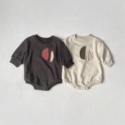 🅽🅴🆆 [2color / 66-90] こっくりパッチワークスウェットロンパース