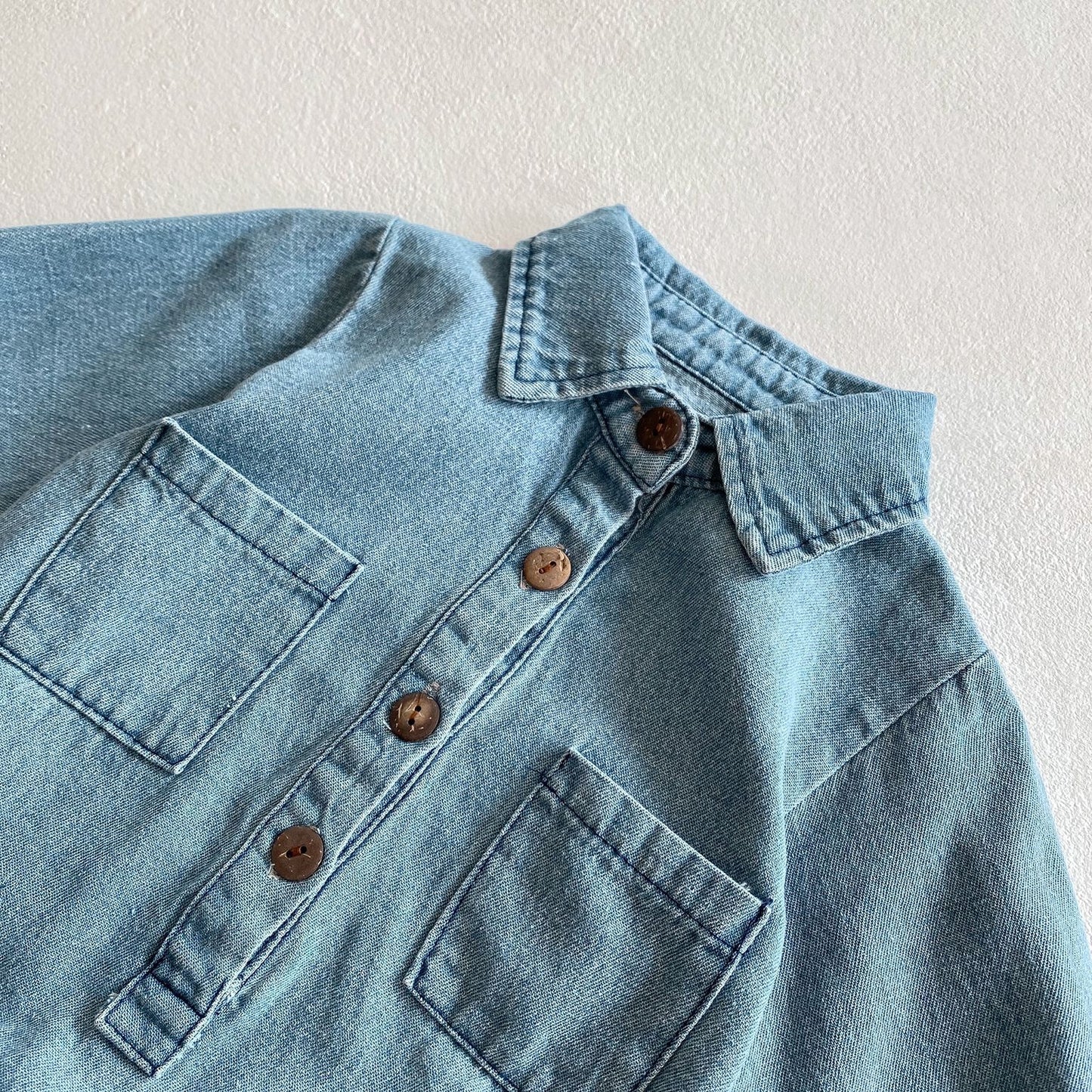 シンプルデニムロンパース