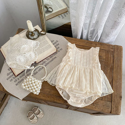 ナチュラル刺繍フリルサマーロンパース