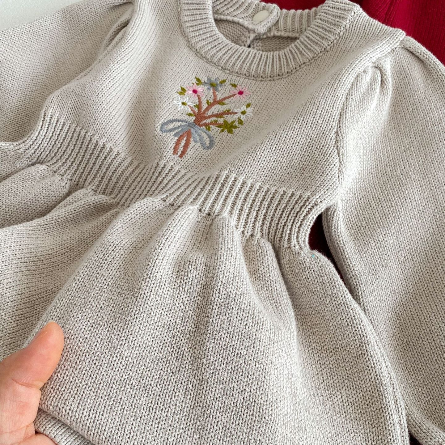 ブーケ刺繍ニットワンピース(2color)