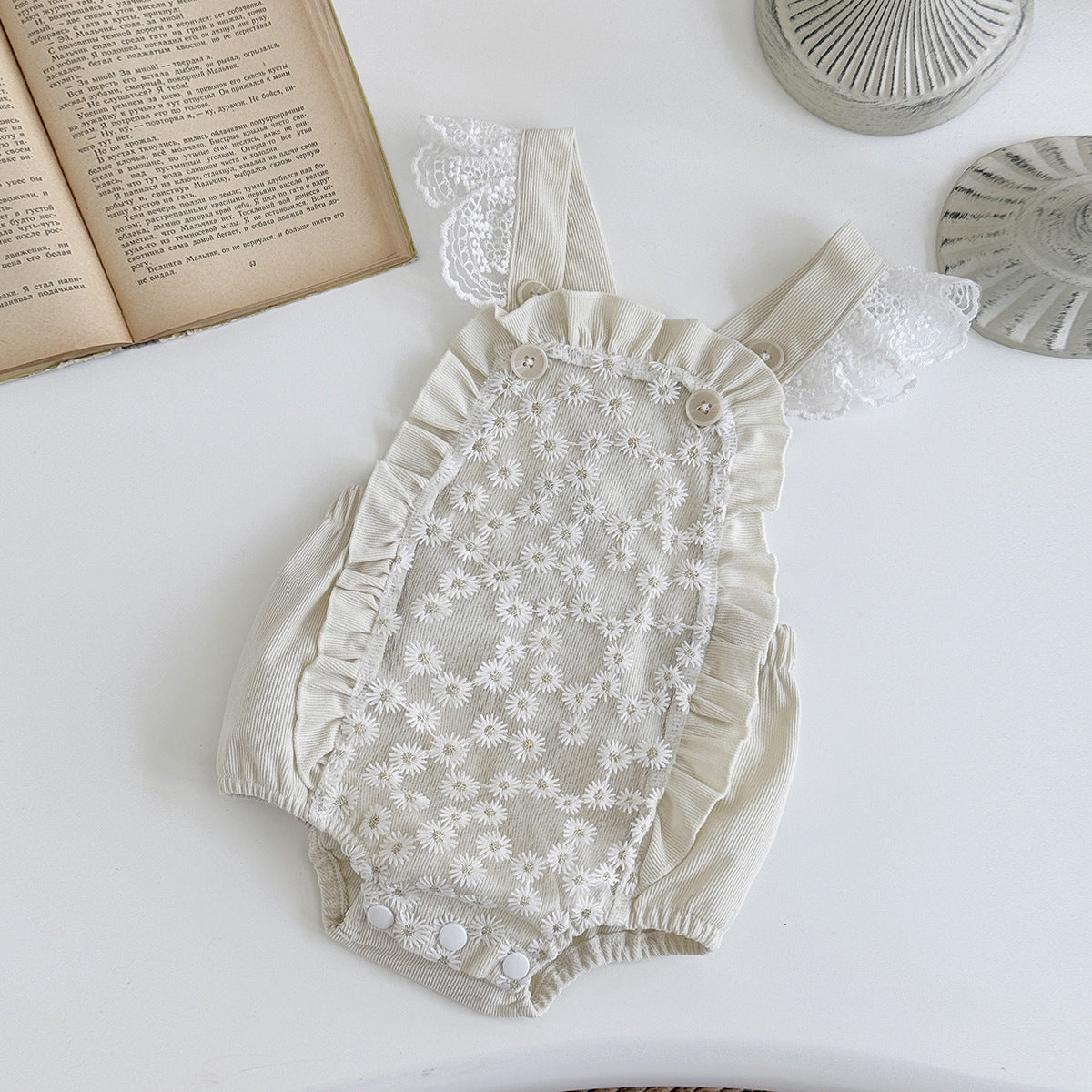 デイジーレース刺繍オーバーオール