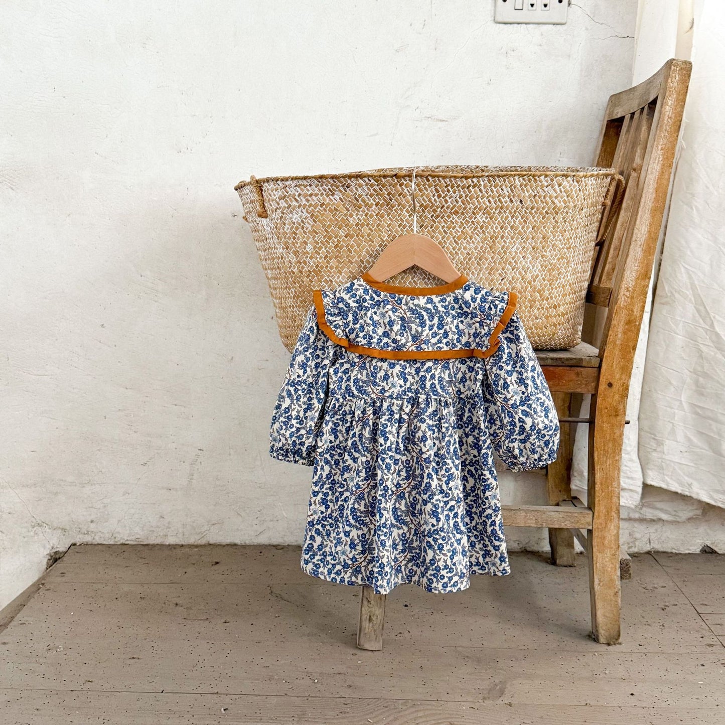 花柄ラペルコットンワンピース