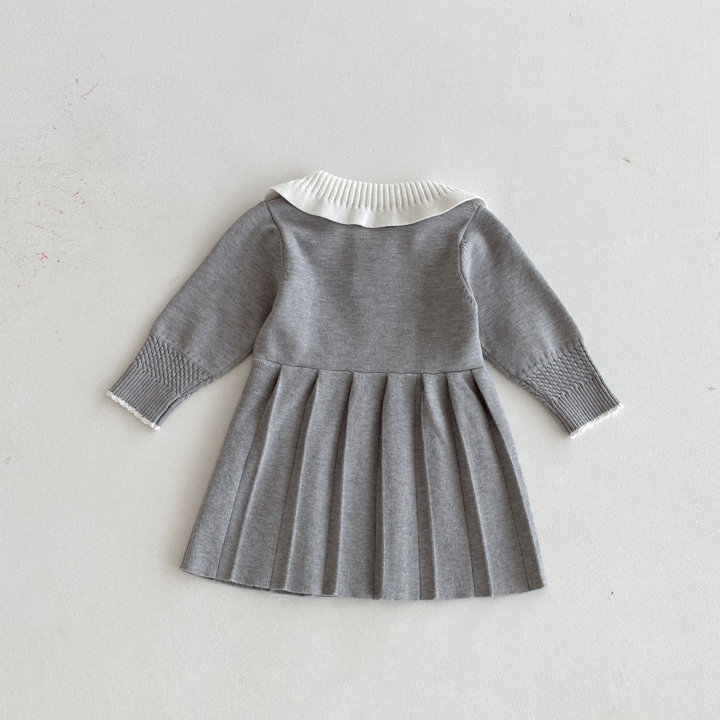 ニットグレーワンピース