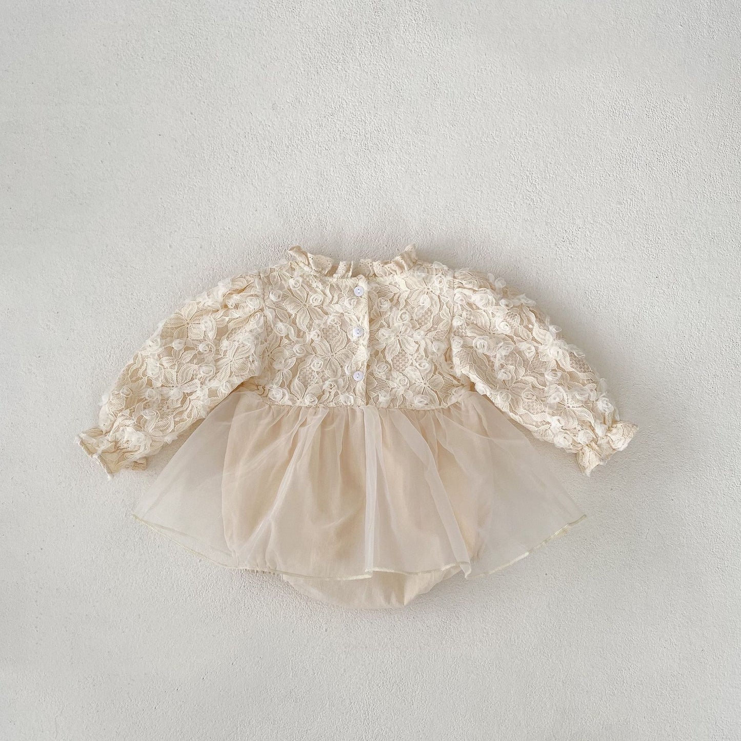 🅽🅴🆆 フラワーメッシュフリルカラーロンパース