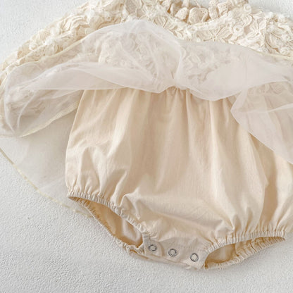 🅽🅴🆆 フラワーメッシュフリルカラーロンパース