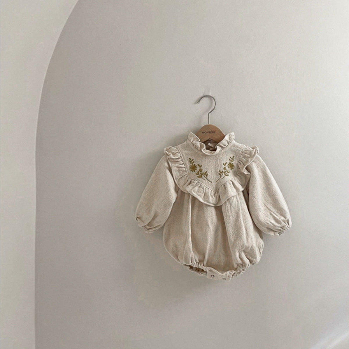 ナチュラルカントリー刺繍ロンパース(2color)