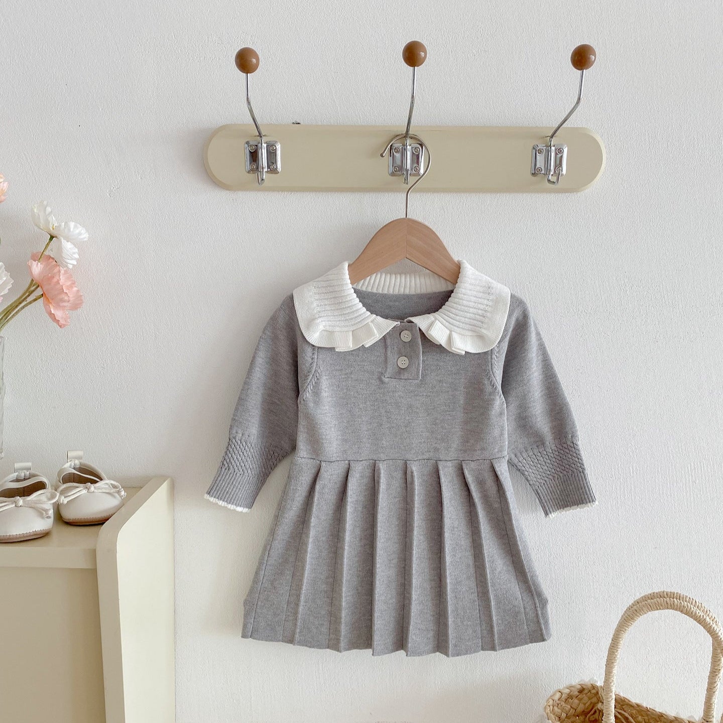 ニットグレーワンピース