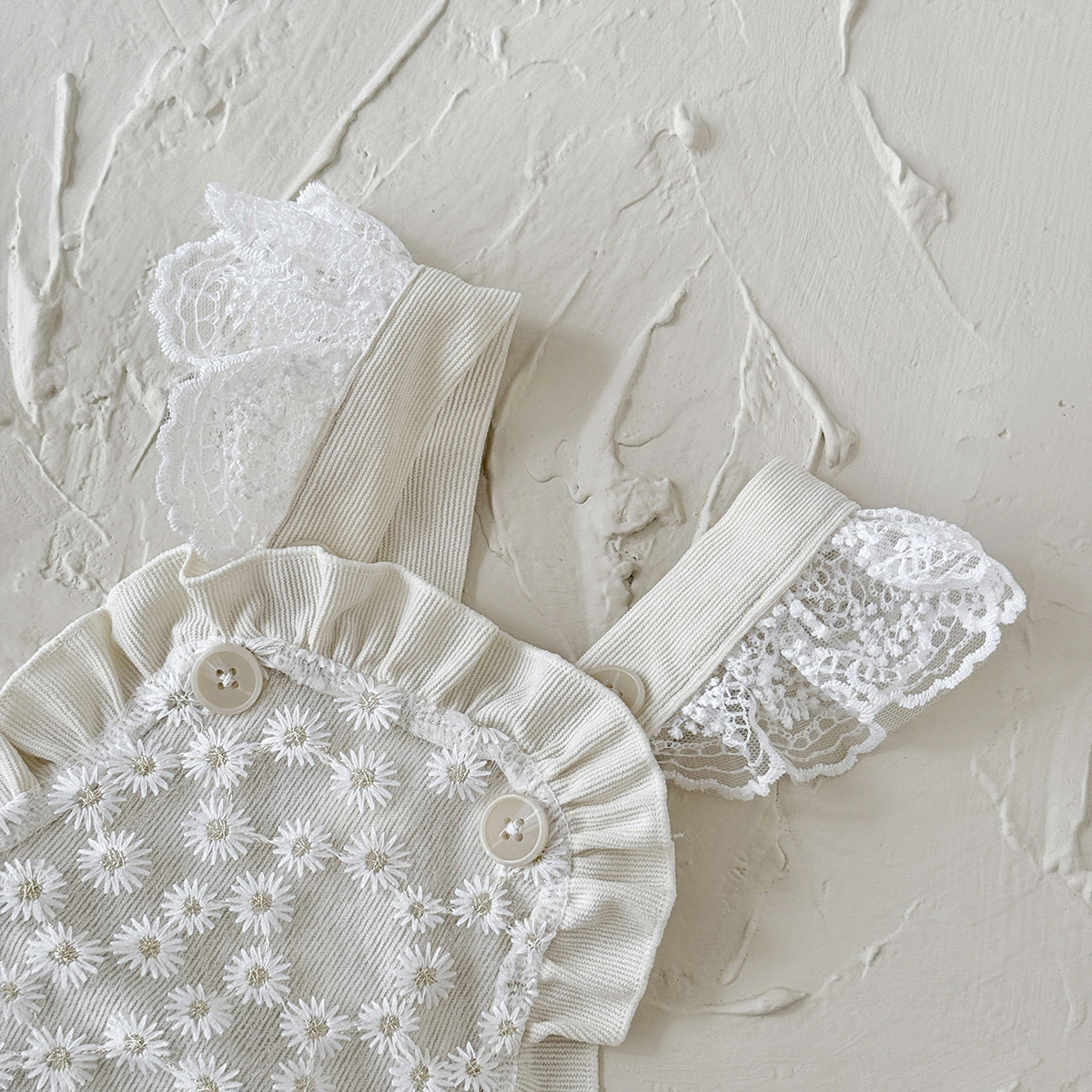 デイジーレース刺繍オーバーオール