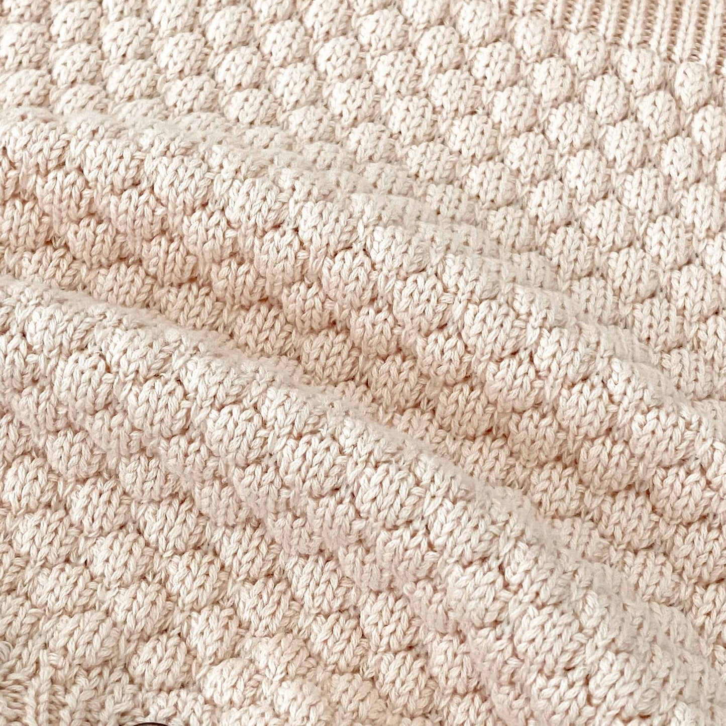 ベビークロッシェフラワーロンパース