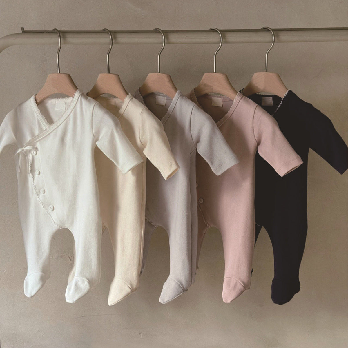 🅽🅴🆆 フロントボタンベビーロンパース(5color)
