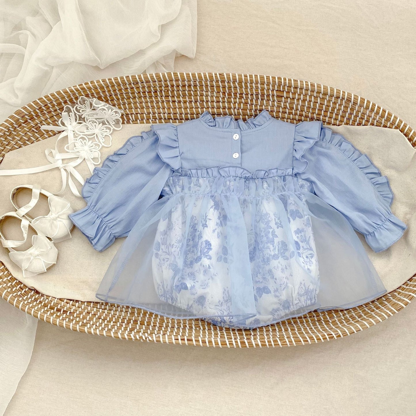 ブルーフローラルシャツロンパース