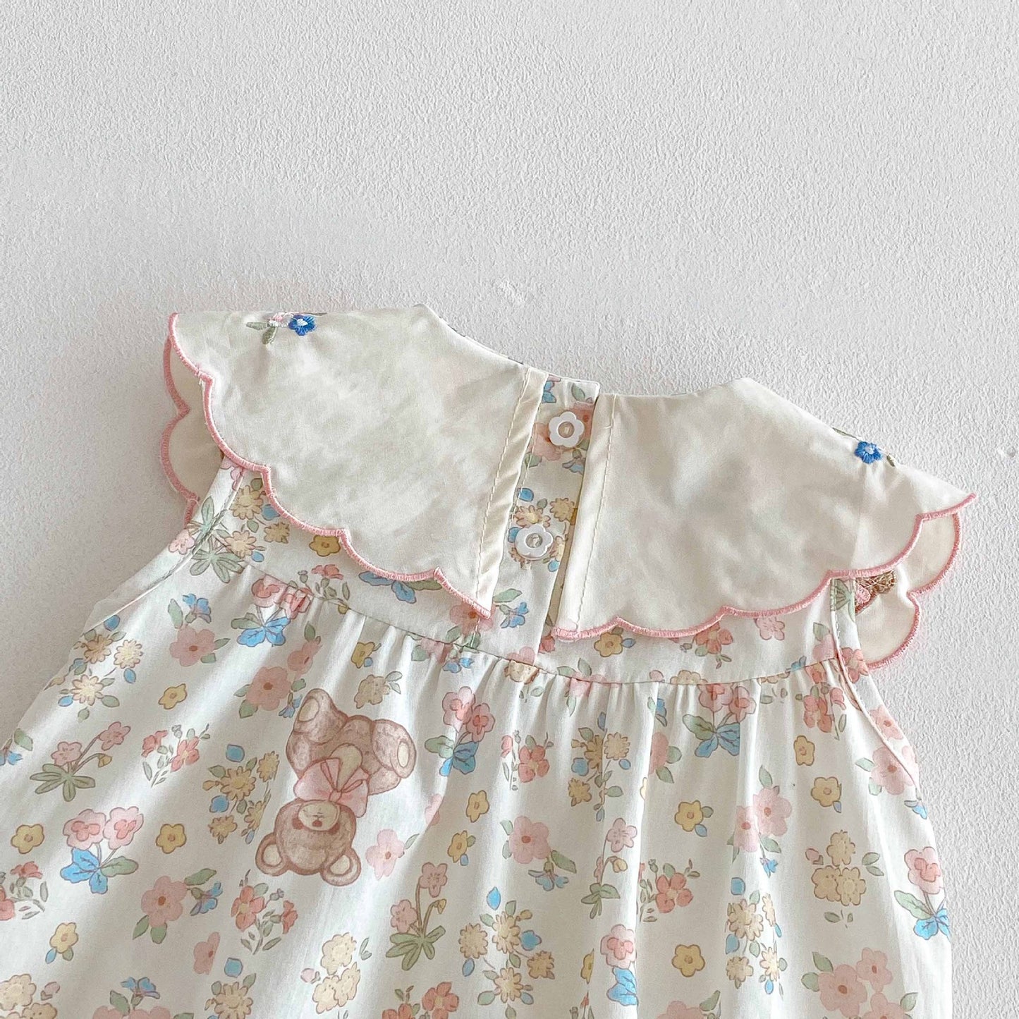 🅽🅴🆆 [66-90] ベア刺繍フリルカラーロンパース