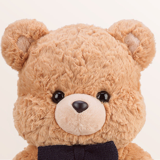 hug baby teddy bear's