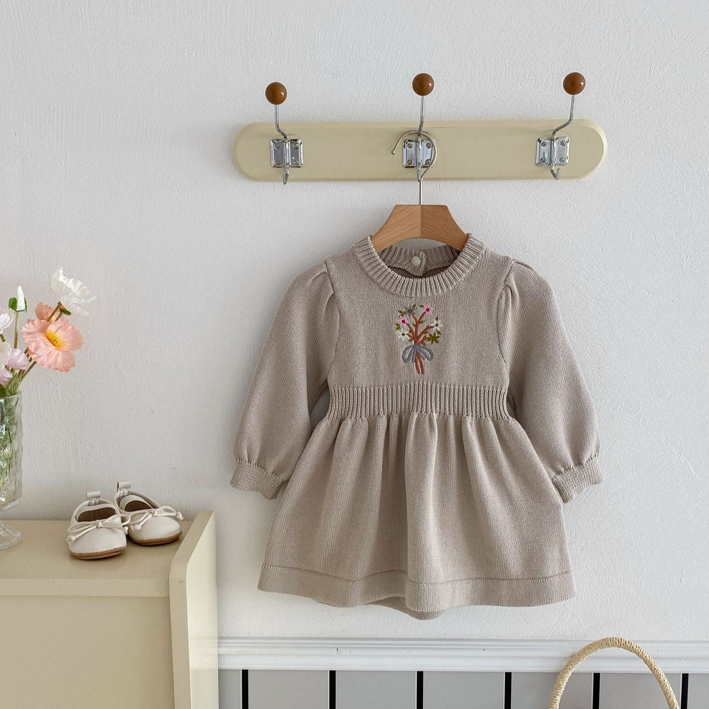 ブーケ刺繍ニットワンピース(2color)