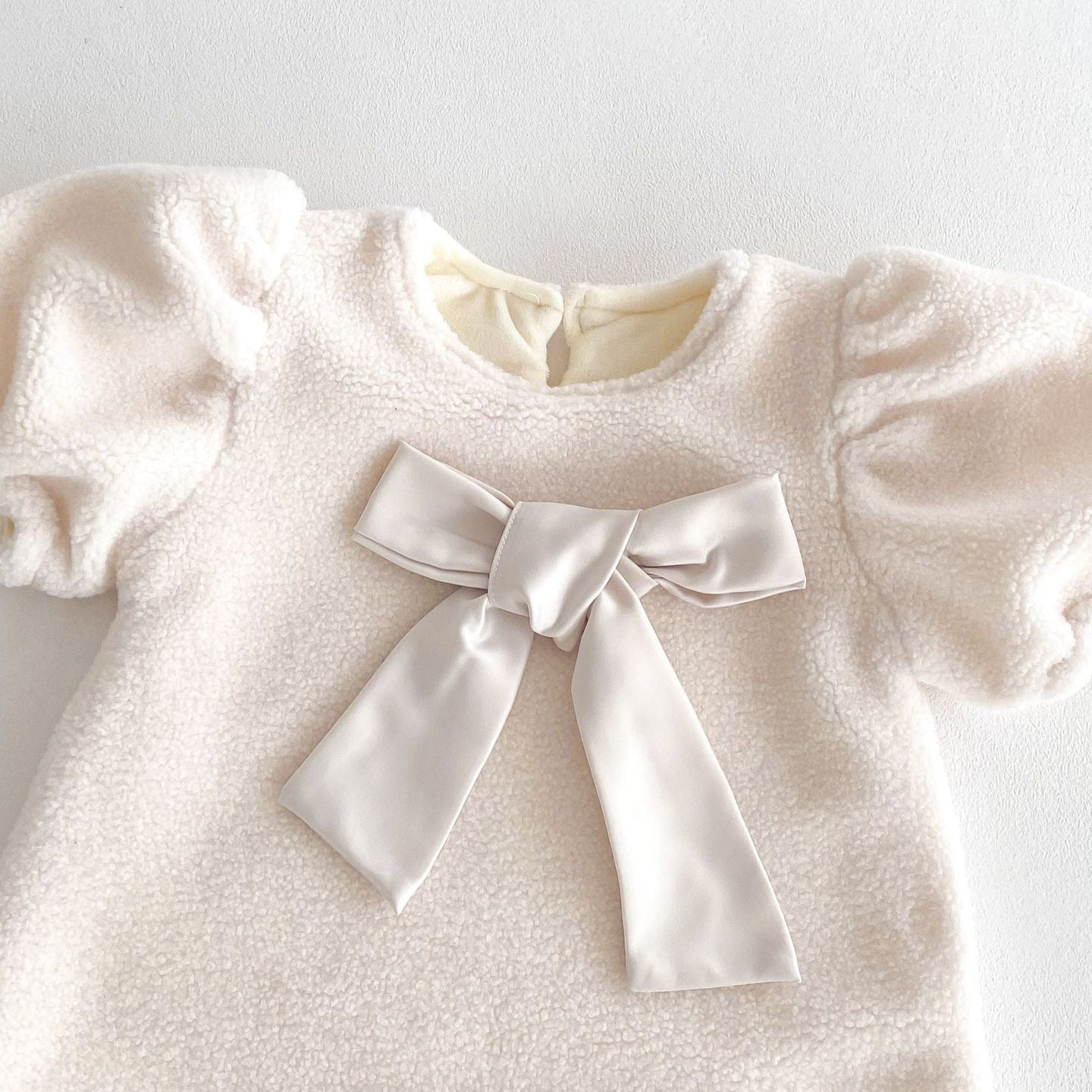 🅽🅴🆆 ビックリボンもこもこワンピース(2color)