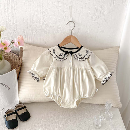 🅽🅴🆆 クラシカル刺繍ベビーロンパース