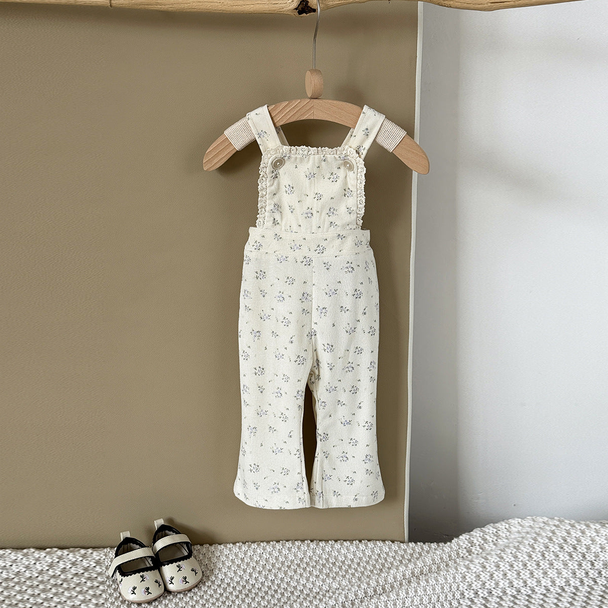 フローラルナチュラルオーバーオール